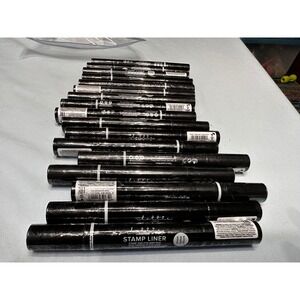 Lottie London‎ Stamp Liner: Wing Edition.